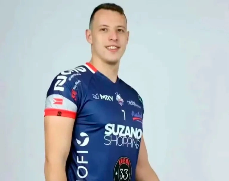 Palotinense William Kerber apresenta movimentos no braço após procedimento com polilaminina