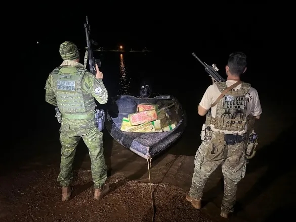 Federal e BPFron apreendem maconha no interior de Santa Helena