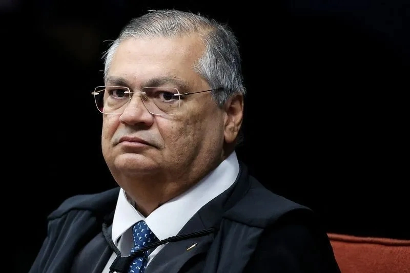 Dino suspende decisão de CPMI que quebrou sigilo de amiga de Lulinha