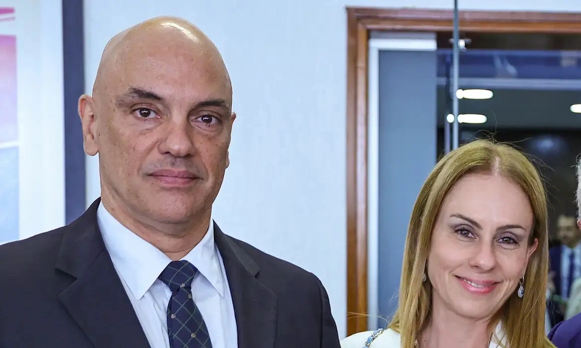 Escritório de esposa de Moraes produziu 36 pareceres para Banco Master