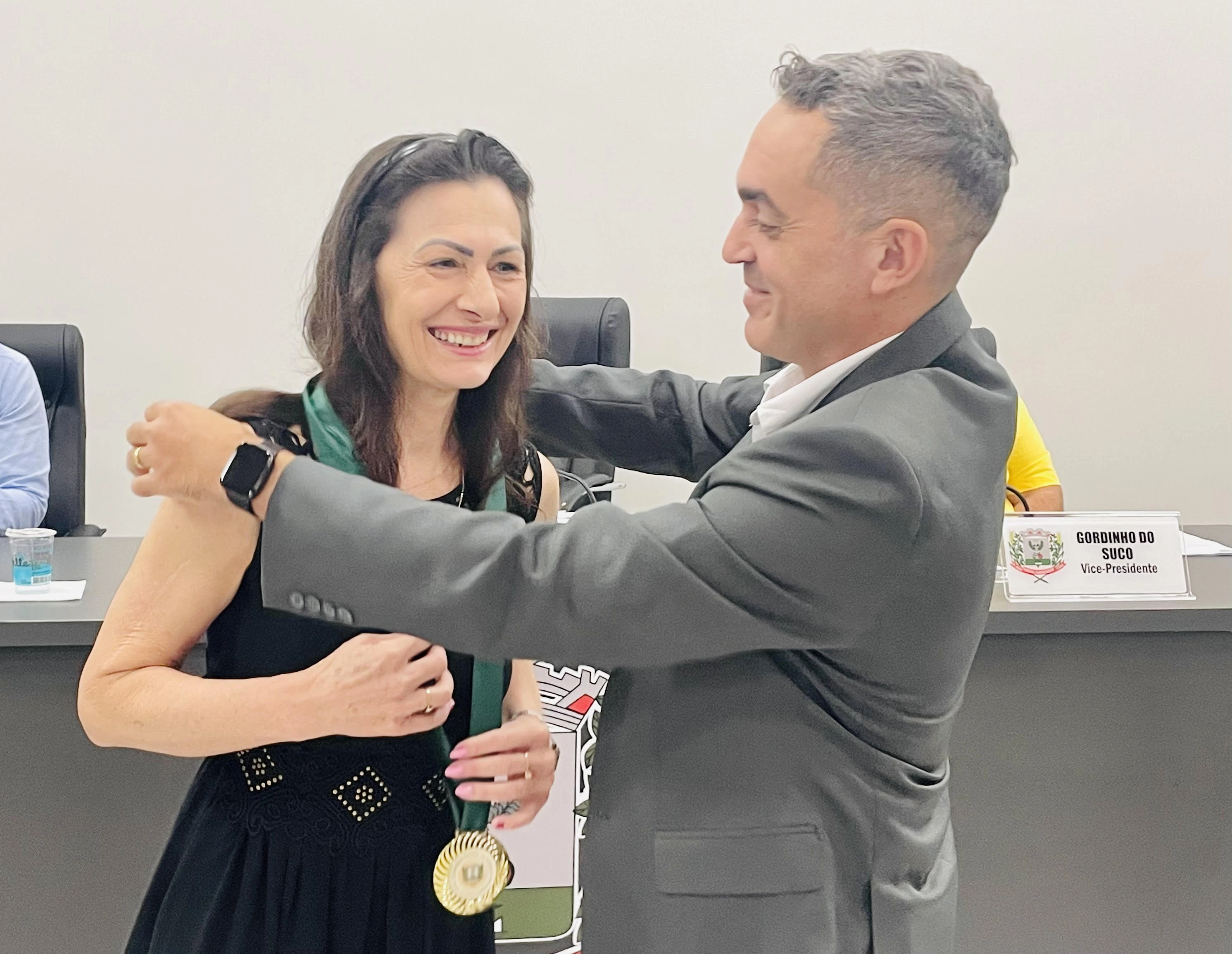 Legislativo rondonense concede “Medalha de Honra ao Mérito” à atleta Rosane Kunzler