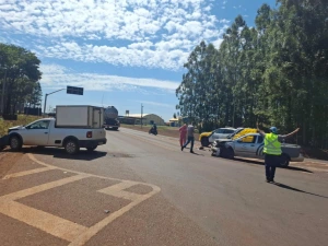 Saveiro de Marechal e Montana de Toledo se envolvem em acidente na na PR-486