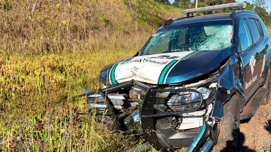 Adolescente morre após ser atropelado por viatura da Receita Federal