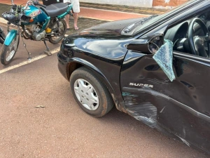 Jovem sofre fratura após forte batida no centro de Mercedes