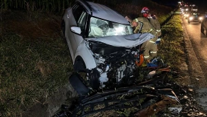 Gestante corre risco de morte após acidente na PR 180 em Cascavel