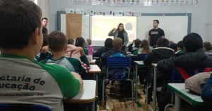 Fórum e Secretaria de Educação promovem palestras sobre combate ao abuso e à exploração sexual infantil