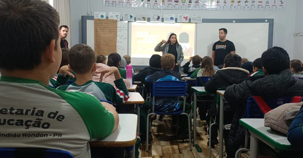 Fórum e Secretaria de Educação promovem palestras sobre combate ao abuso e à exploração sexual infantil