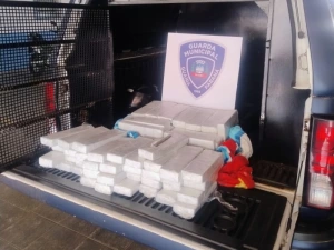 Guarda Municipal prende homem com 65 quilos de maconha em Guaíra