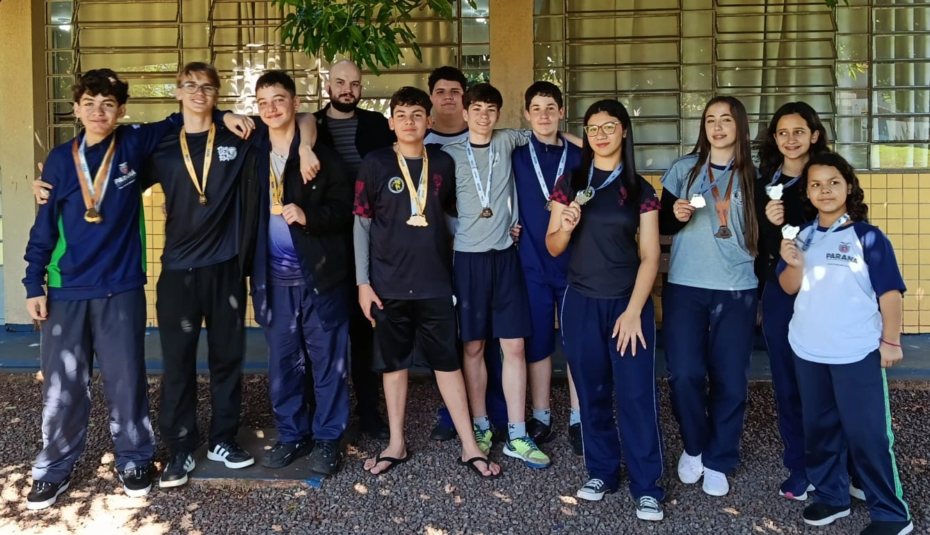 Estudantes do Colegio Estadual Monteiro Lobato de Marechal Rondon são destaques em competições de xadrez