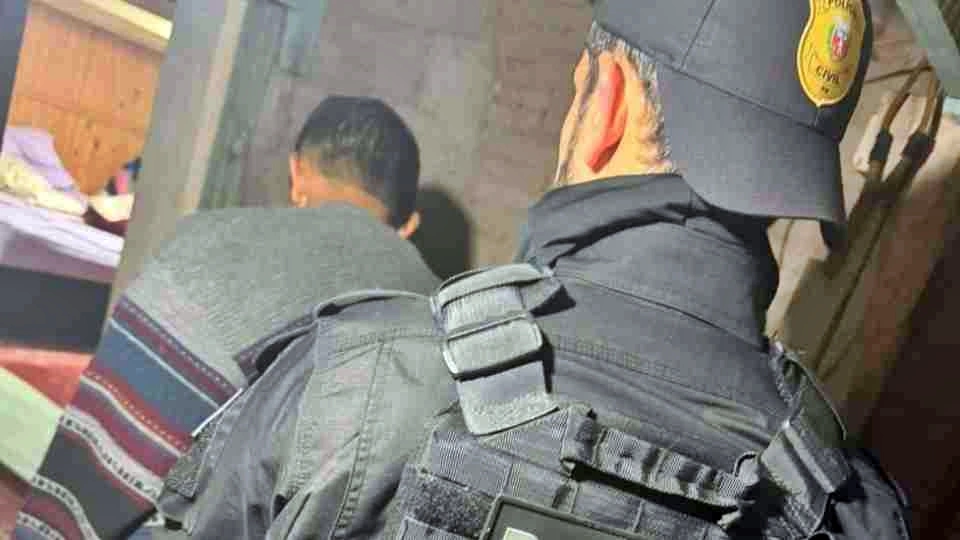 Foragido condenado por estupro de vulnerável, homicídio e tortura é preso em área rural de Corbélia