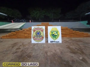 BPFRON e Polícia Federal apreendem mais de 107 kg de maconha durante patrulhamento fluvial em Pato Bragado