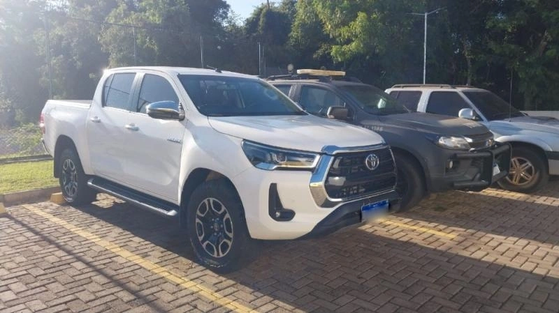 Hilux furtada em Marechal Rondon é recuperada pela PRF após fuga em Guaíra