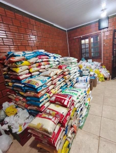 Mais de 16 toneladas de alimentos são arrecadadas por meio dos ingressos solidários da Expo Rondon 2026