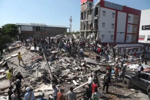 Vídeo: Terremoto de magnitude 7,4 atinge a Colômbia, derruba prédios e mata 70; há pessoas sob escombros