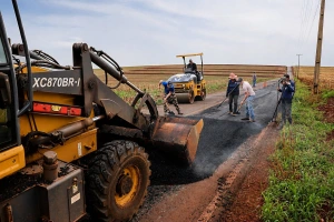 Secretaria de Infraestrutura realiza reparos na rodovia que liga a sede aos distritos de Margarida e São Roque