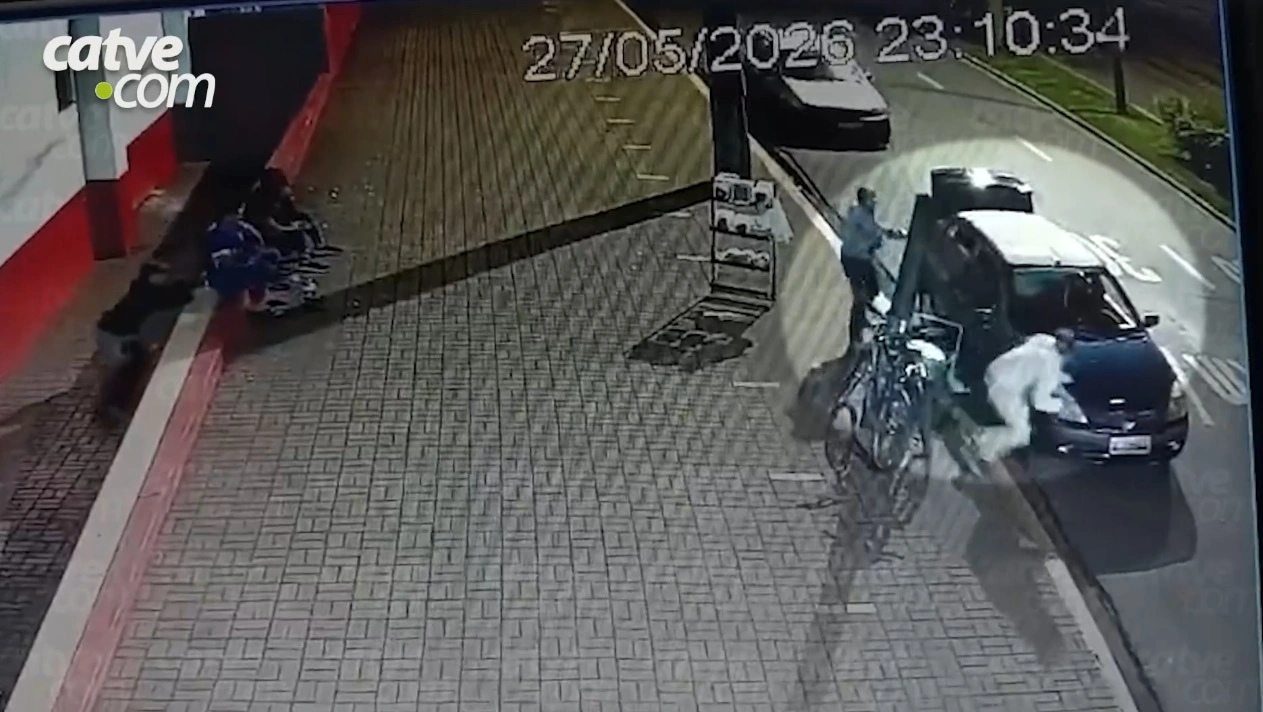 Câmera registra homem atirando contra vendedor de pães em Toledo