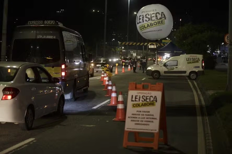 Cocaína, cannabis e morfina: Veja a lista completa de substâncias que podem ser 'pegas' no drogômetro da 'nova' lei seca
