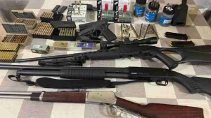 Arsenal com quatro armas e mais de 1,1 mil munições é apreendido em Boa Vista da Aparecida