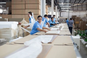 Indústria paranaense busca profissionais em mercado de trabalho aquecido