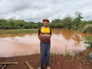 Rio Guaçu sobe cerca de dois metros e deixa lavouras submersas dos dois lados da PR-491 em Nova Santa Rosa