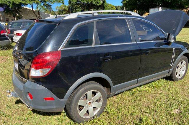 0008984001631274704 Veículos inservíveis para uso policial, mas que ainda servem para uso comum, serão leiloados pela Polícia Militar do Paraná. São ofertados 258 automóveis, motocicletas e vans que estão nos pátios das unidades da PM nas regiões Noroeste e Oeste do estado. - Curitiba, 04/10/2021 - Foto: SESP-PR