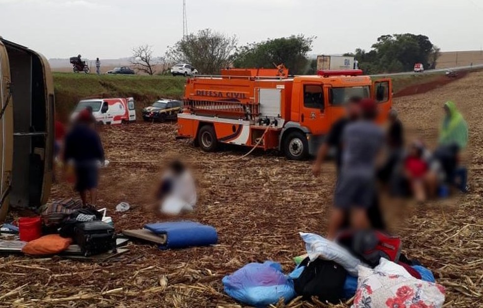 Três vítimas tiveram ferimentos graves, em Ubiratã — Foto: Anderson Torres/Imagem cedida