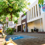 Homem invade sede da 2ª Cia. ameaça policiais, é baleado e morre na UPA