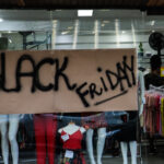 Procon-PR orienta consumidores para não cair em golpes na Black Friday