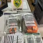 Casal é preso com drogas