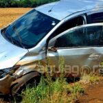 Prisma fica destruído após capotamento na PR-467 entre Curvado e Iguiporã