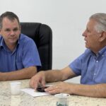 Prefeito Cesar Seidel recebe visita do deputado federal Dilceu Sperafico